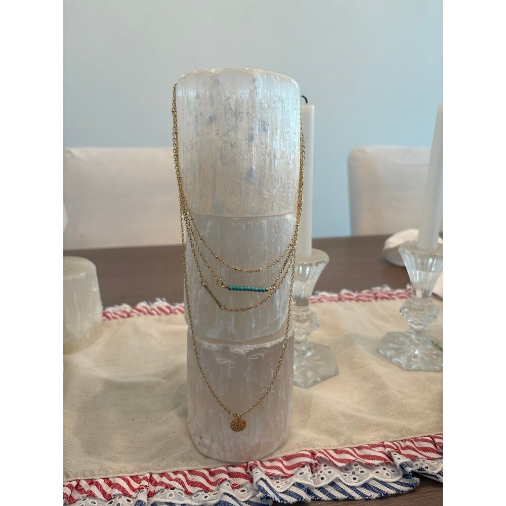 Jules Smith -- Gold layered boho necklace